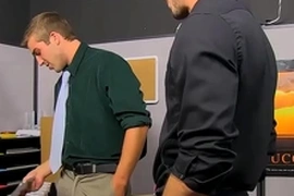 Employee austin ried seduced by his gay boss kirk cummings
