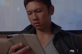 After a week of teasing, I finally shared my fantastic cumshot. As a young, Japanese gay, it's an incredible milestone to have my first video. Enjoy the explosive climax!