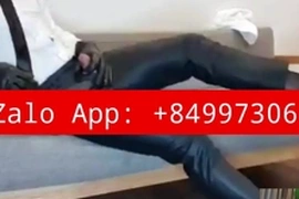 Vietnamese public security officer P1 experiences a brutal assault by Thien Hy, who relentlessly punishes him with a violent and intense beating. This scene depicts a power dynamic, pushing the limits of BDSM.