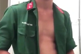 Trai thẳng bộ đội việt nam nguyễn hoàng nhựt nam casting gay studio vn p2