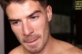 Orgasmo de papi guapo en chaturbate